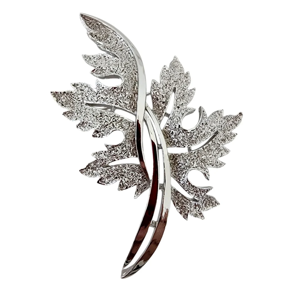 Trifari vintage brooch